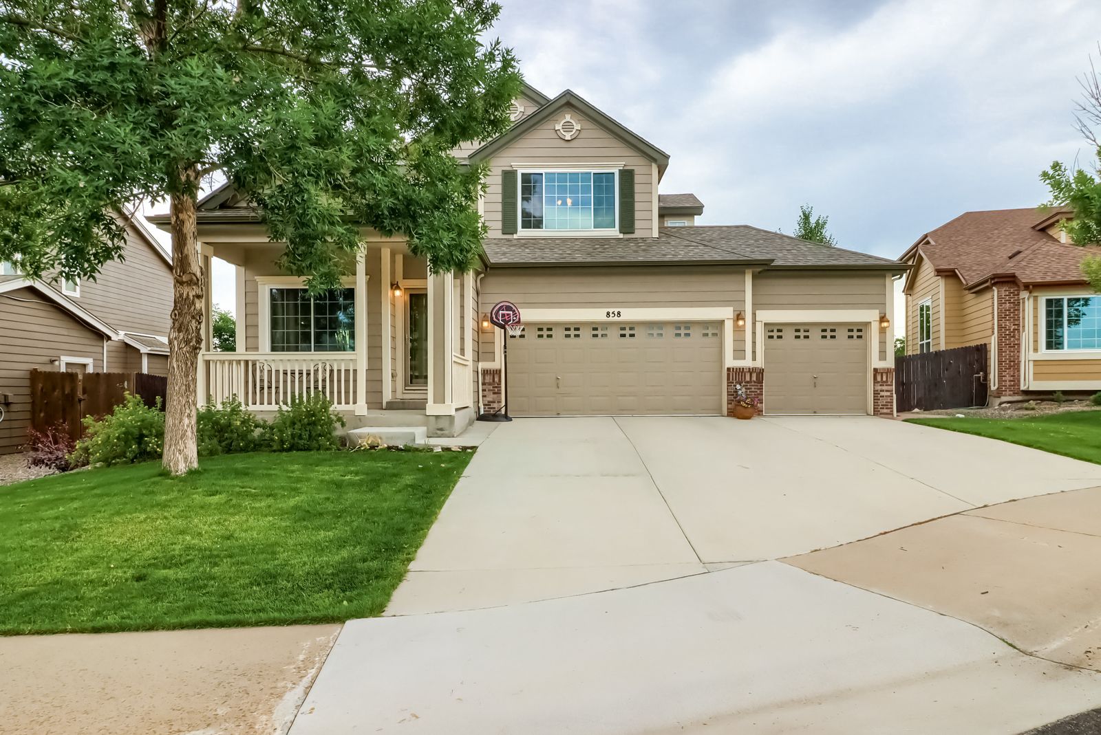 Two-story home in Founders Village, Castle Rock, CO